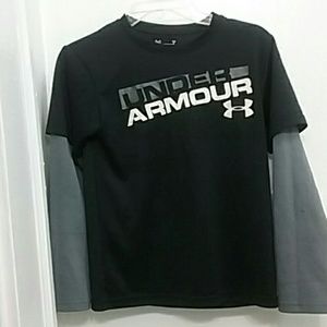 Under Armour boys 7 long sleeved t all seasons